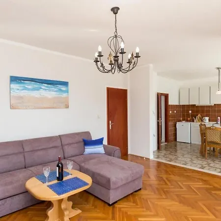 Enzian - Comfort Two Bedroom With Balcony And Sea ... Daire *